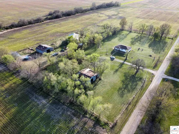 14712 Rambow Rd, Windsor, MO 65360