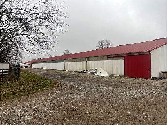 2nd image of 3761 Ferry Rd