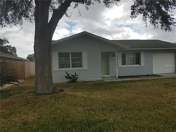 2nd image of 924 Leeward Way