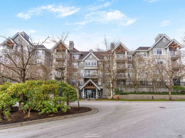 1432 Parkway Blvd #201, Coquitlam, BC V3E 3L9