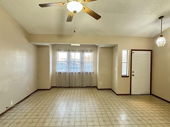 5th image of 10960 Delafield Dr #A