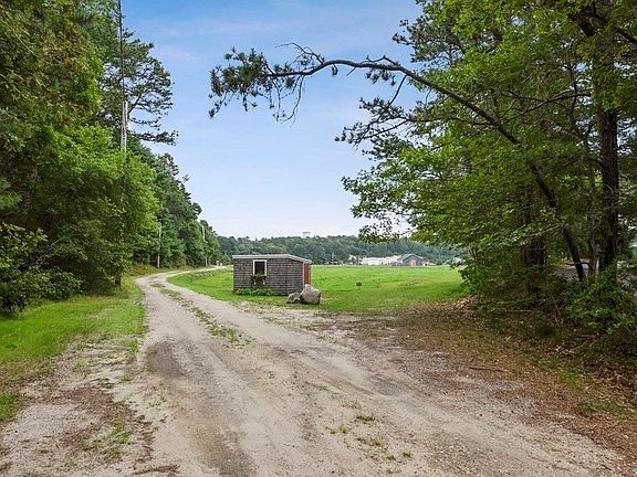 4th image of 431 Scenic Hwy