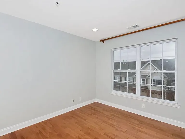 187 Blue Heron Dr — Photo 10