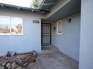 2834 E Robinson Ave, Fresno, CA 93726