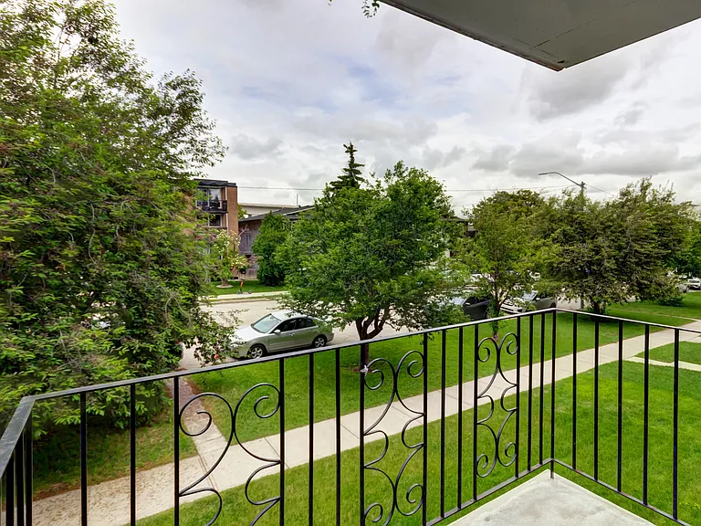 2015 11th Ave SW #204 — Photo 24