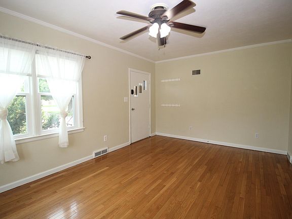 5th image of 510 E 9th