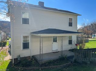 53930 Harrison St, Neffs, OH 43940