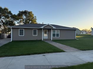 1904 28th St, Central City, NE 68826