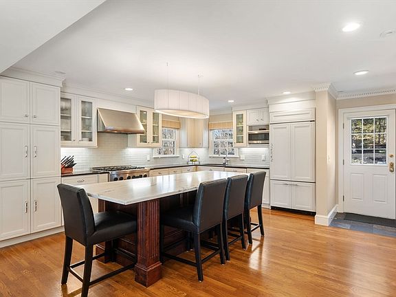 5th image of 108 High Rock Ln