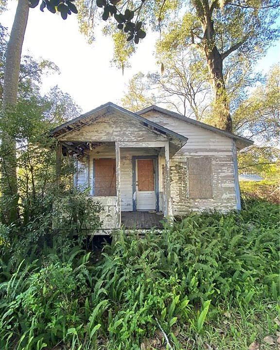 1st image of 340 N Summit Ave