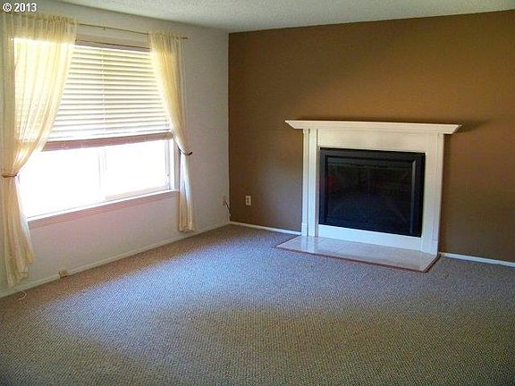 2nd image of 3813 NE 129th Ave