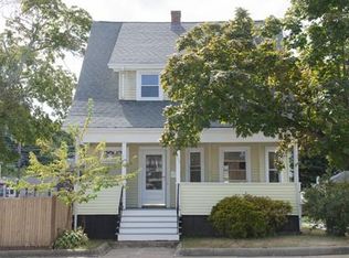 568 Eastern Ave, Lynn, MA 01902