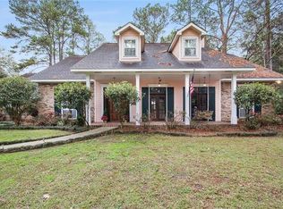 151 Country Club Dr, Covington, LA 70433