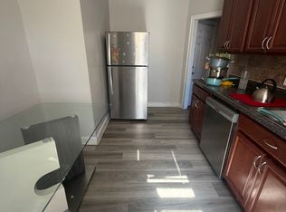400 54th St #3D, West New York, NJ 07093