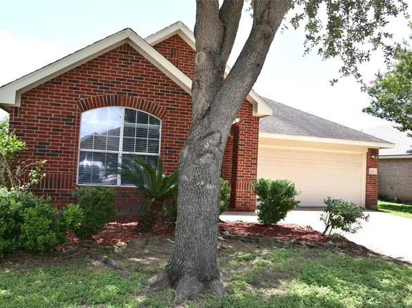 2705 Hewn Rock Way, Pearland, TX 77584