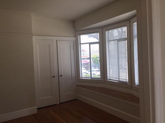 4th image of 1601 Lombard St APT 1