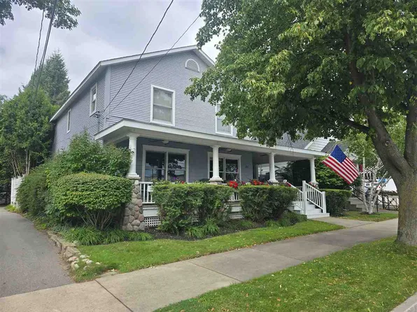 152 & 138 W 3rd St, Harbor Springs, MI 49740