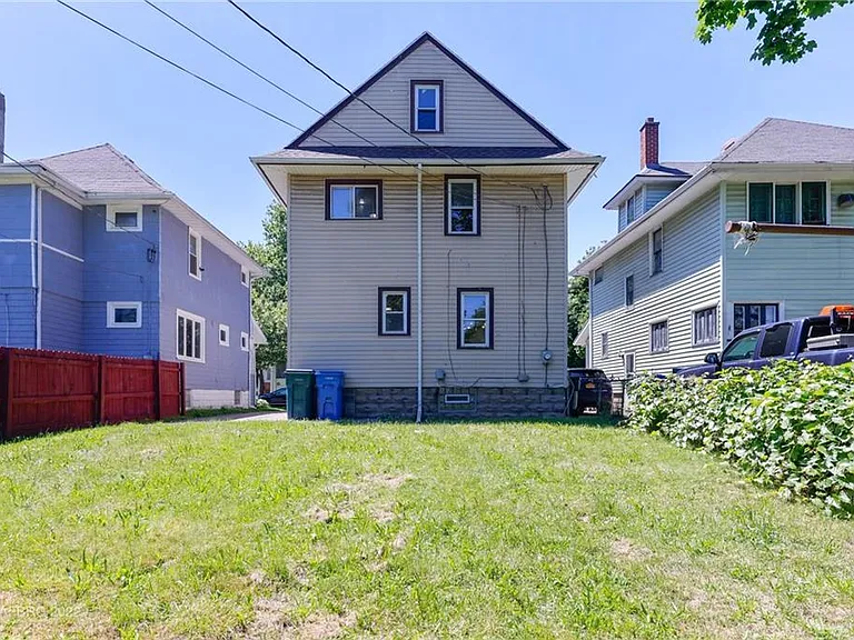 40 Stanfield Ter — Photo 15