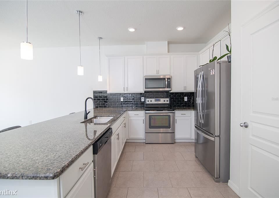 1st image of 5104R Killarney Way