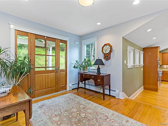 4th image of 52 Old Manitou Road