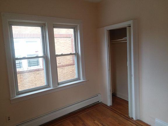 5th image of 42 Hancock St