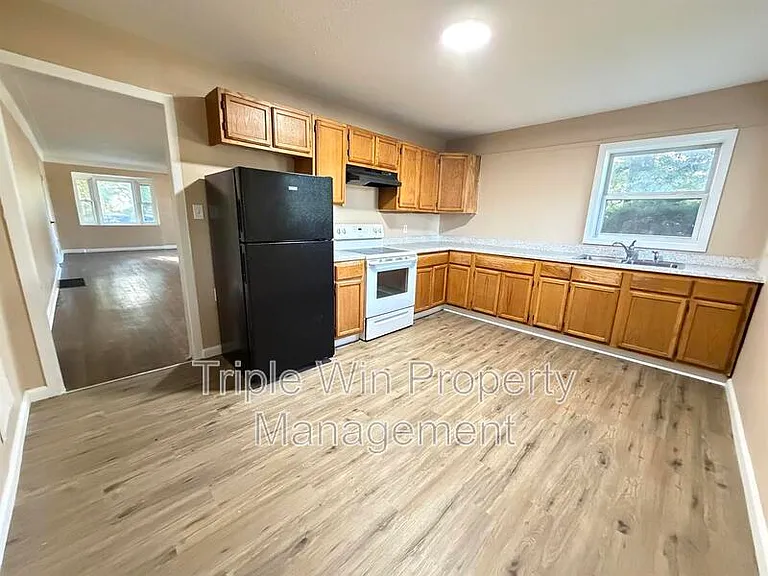 1911 Redman Rd — Photo 7