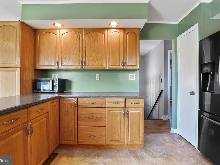12316 Fountain Dr — Photo 11