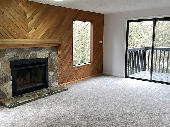3rd image of 4111 Wollochet Dr NW #A