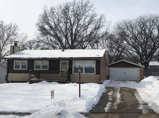 4610 Ripley St, Davenport, IA 52806