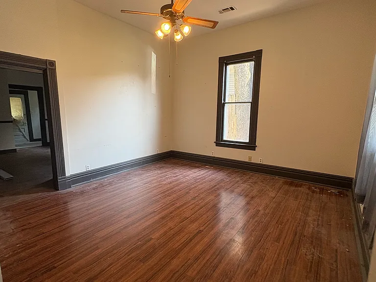 2110 Cowden Ave #2 — Photo 4