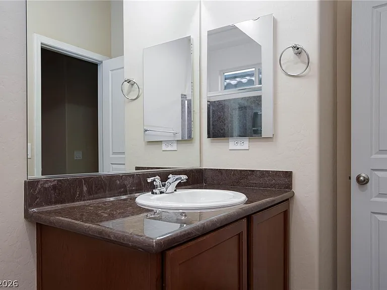 10956 Hunting Hawk Rd — Photo 45