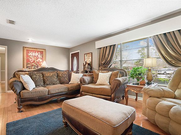 3rd image of 5154 Warsdale Ct