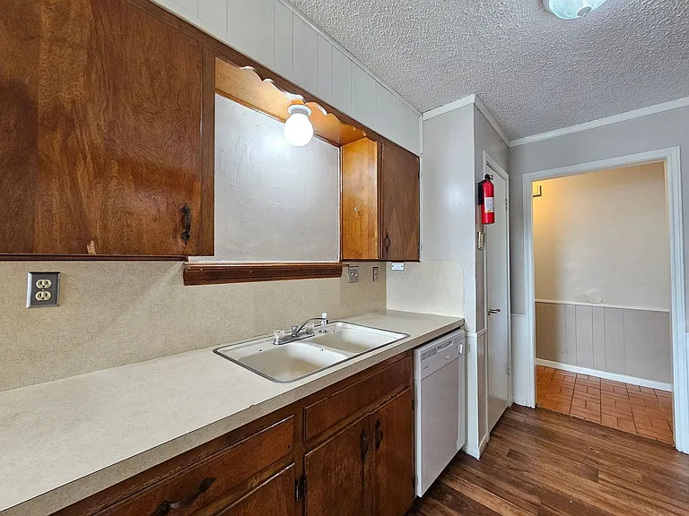 4508 Tanglewood Cir — Photo 8