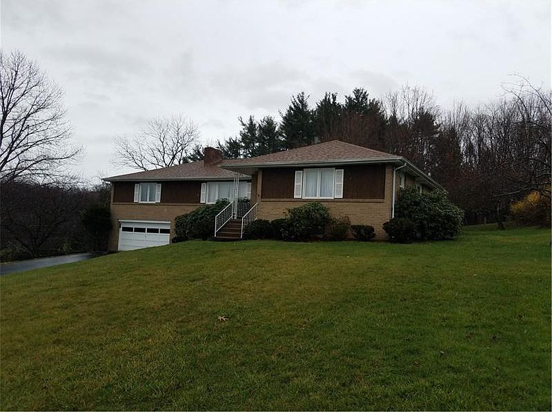 1st image of 106 Lake Dr