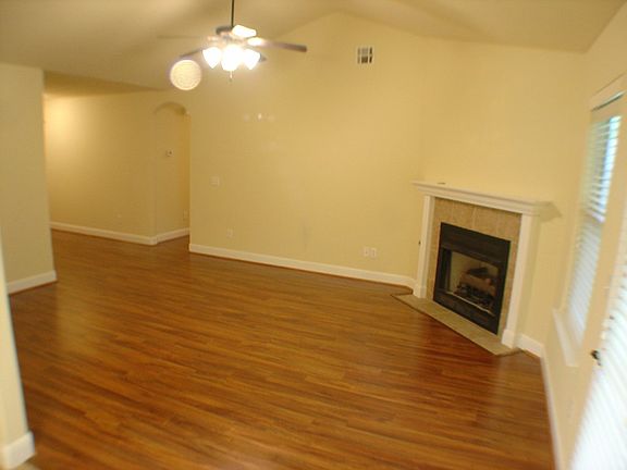 2nd image of 1202 N 31st St