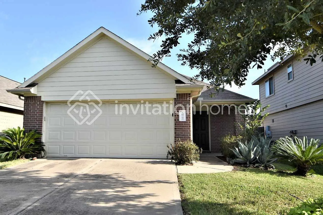 18742 N Lyford Dr Katy, TX 77449 — Photo 1