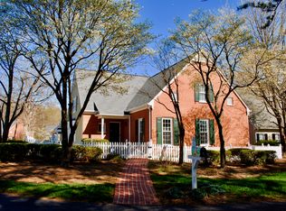 201 Village Green Sq, Winston Salem, NC 27104