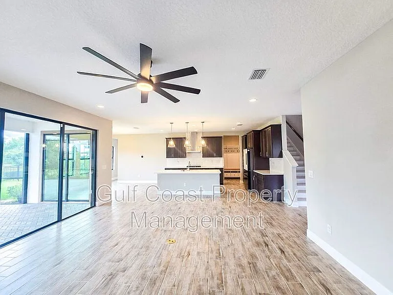 12664 Oak Hill Way — Photo 5