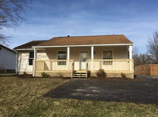 975 Saul Dr, Hubbard, OH