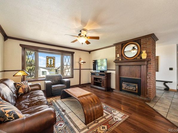 8210 W 72nd Place, Arvada, CO 80005