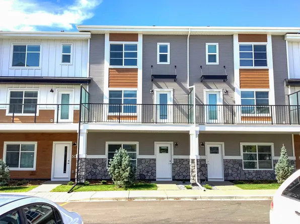 14225 1st St NW #504, Calgary, AB T3P 1Y4