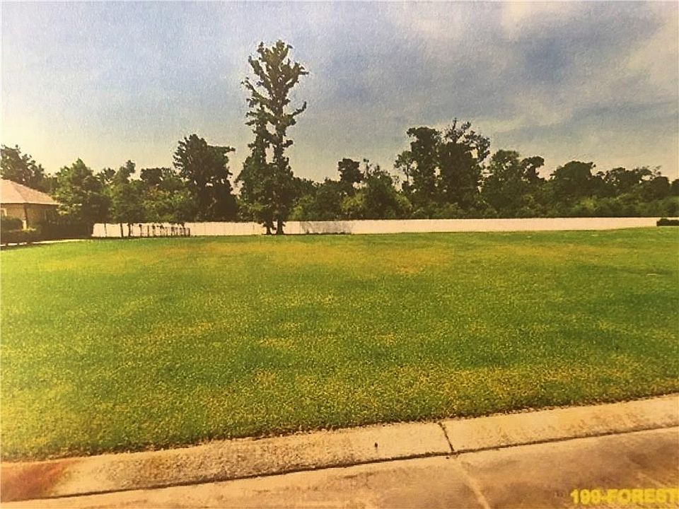 1st image of 199 Forest Oaks Dr