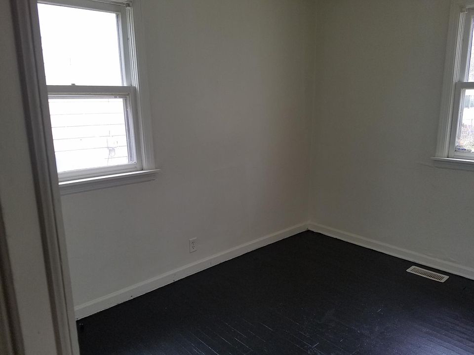 1st image of 1219 Island Ave