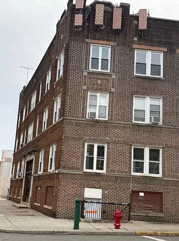 511 Kearny Ave #11 — Photo 1