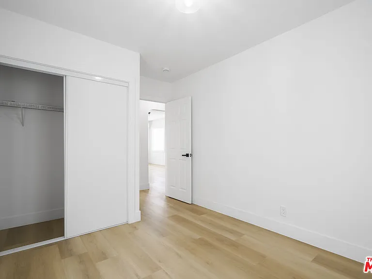 4555 Acacia Ave — Photo 21