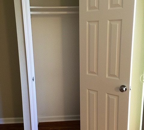 5th image of 326 I St APT 13