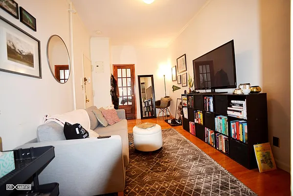 Rented by Citi Habitats | media 6