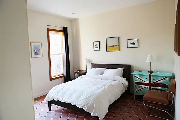 Rented by Chris Stewart, LREB | media 41