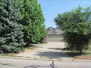 1st image of 504 Ortman Ln