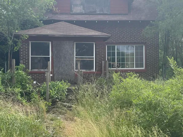 673 Vermont St, Gary, IN 46402